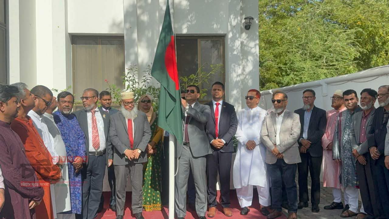 যথাযোগ্য  মর্যাদা ও ভাব-গাম্ভীর্যের মধ্য দিয়ে ওমানস্থ বাংলাদেশ দূতাবাস মাস্কাটের উদ্যোগে মহান স্বাধীনতা ও জাতীয় দিবস উদযাপন। 